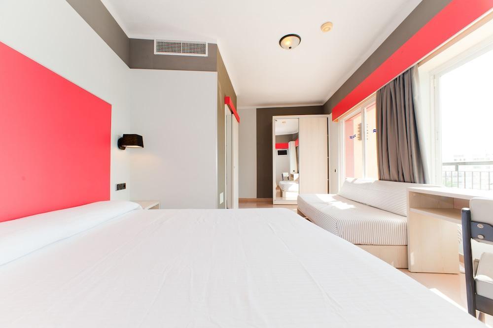 The Red Hotel By Ibiza Feeling - Adults Only San Antonio  Exterior photo